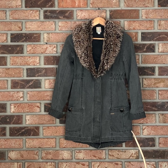 Roxy Faux Fur Lined Denim Jacket - Picture 1 of 5
